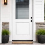 Minblind panel bottom raised panel on a house